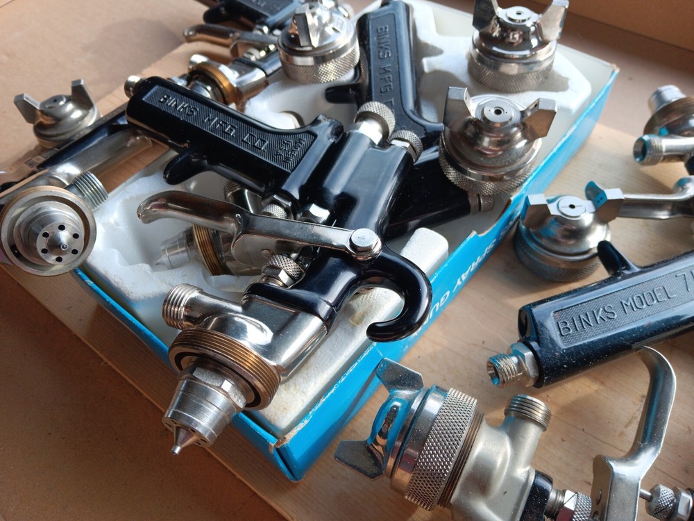 BINKS- MODEL 7 Pressure Paint spray gun 33-33PM