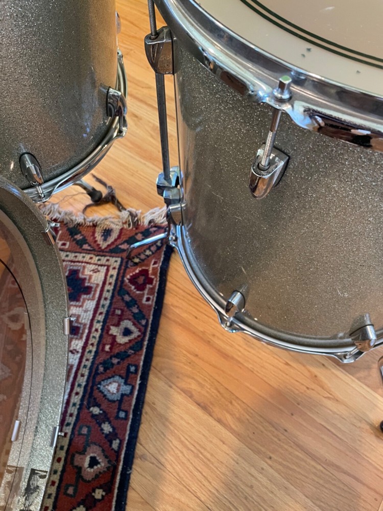 Yamaha Maple Custom Absolute Silver Sparkle Kit