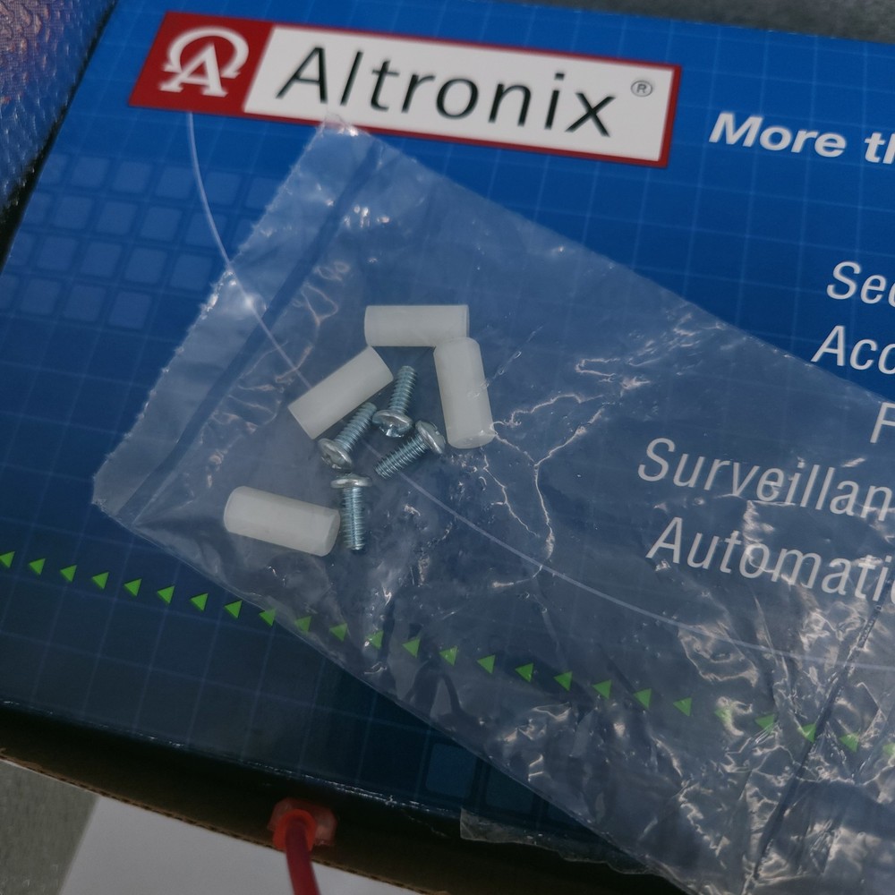 Altronix ACM8 Power Controller Board 8 Fused Outputs