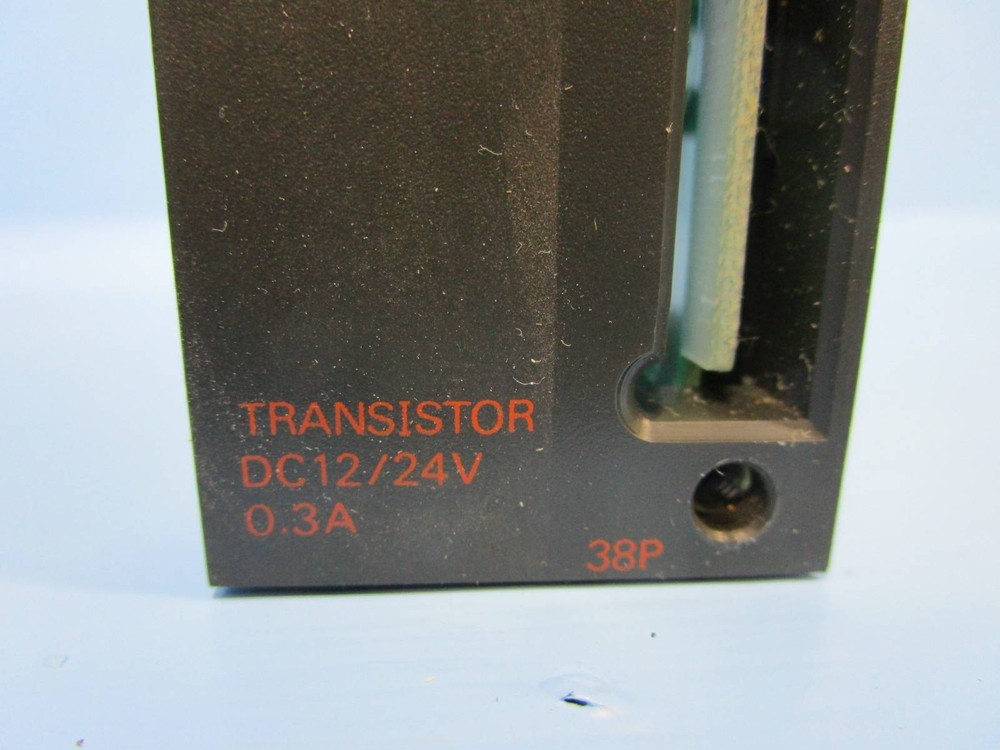 Mitsubishi AY40A Melsec Output Module Sink 16 PTS AY40A