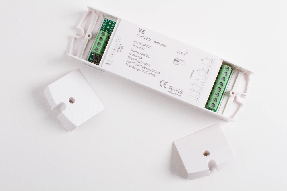 LEDUPDATES RGBW + WW CW LED Controller 5 Channels + Remote for LED Strip Module