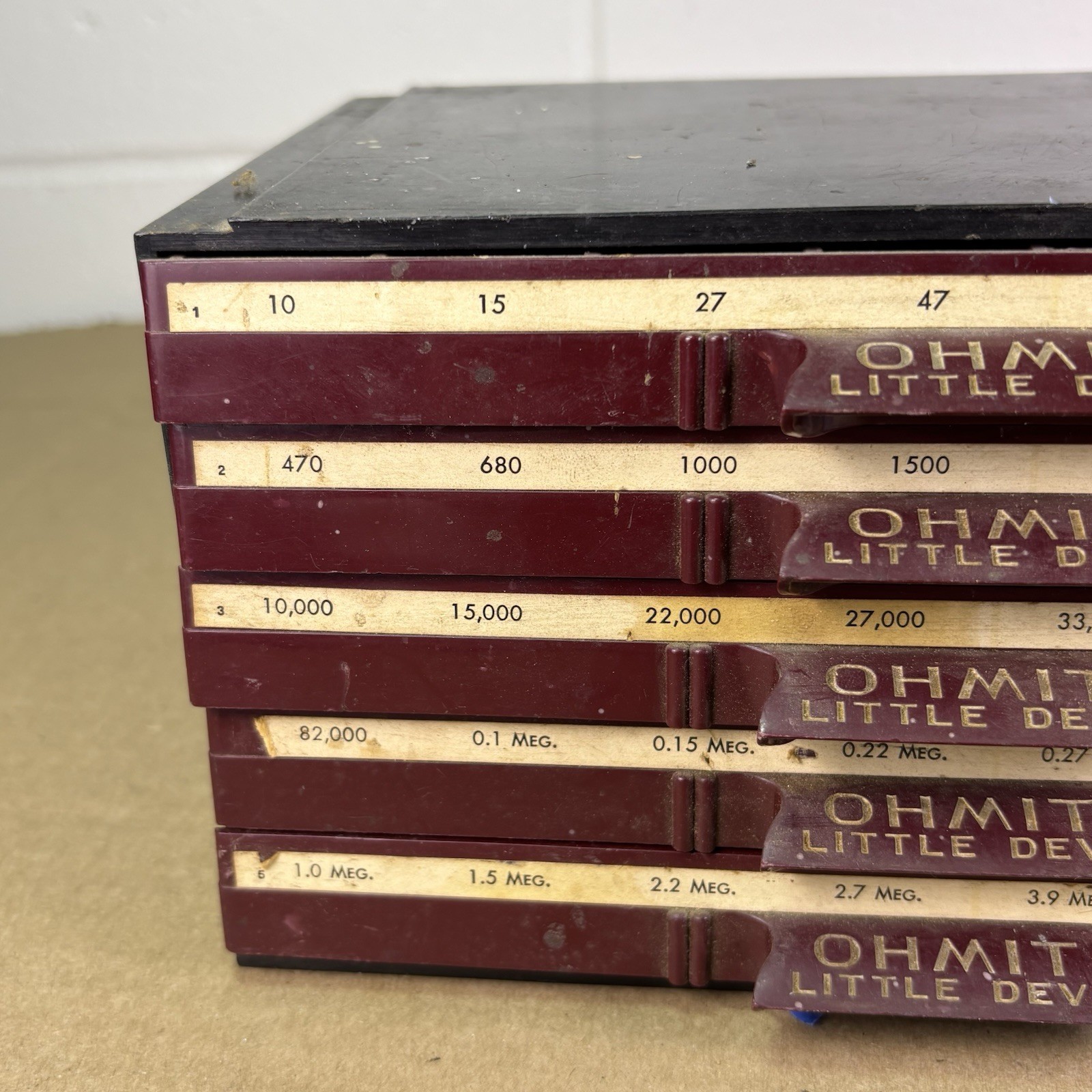 MASSIVE Lot of VTG NOS/USED Resistors w Ohmite Little Devils Storage Bin 9x5x4"