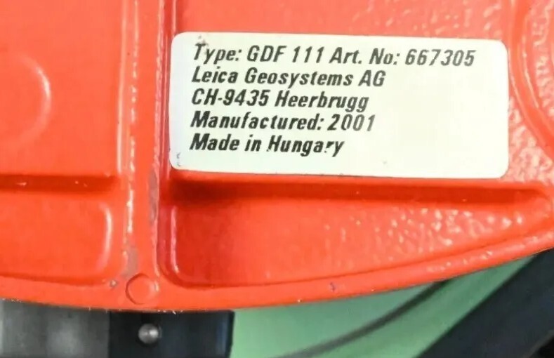 Leica TCR305 GeoSystems Survey Total Station Dual Display AS IS Please Read Desc