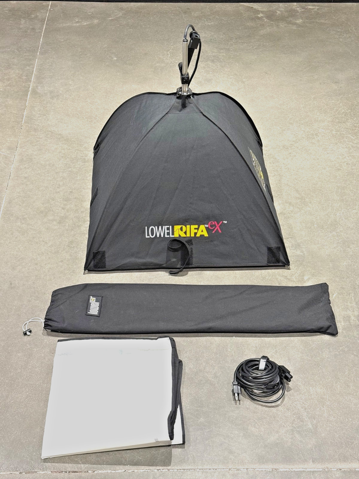 Lowel LC88EX Rifa-Lite eX88 1000 Watt Softbox Studio Photography Light - Tested