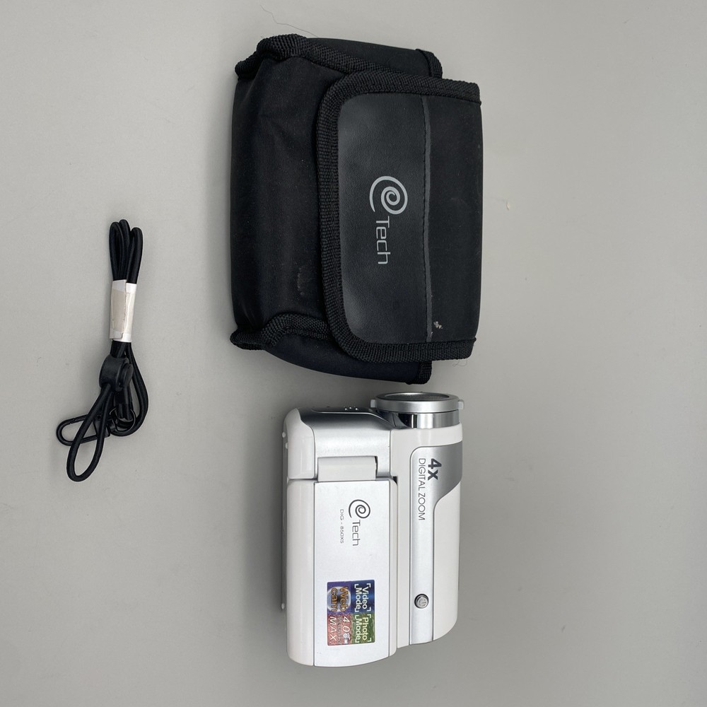 e Tech DIG-850XS Camcorder and case.
