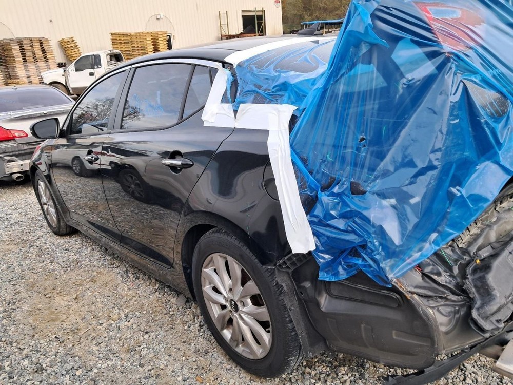 OPTIMAKIA 2015 Glove Box 4903194