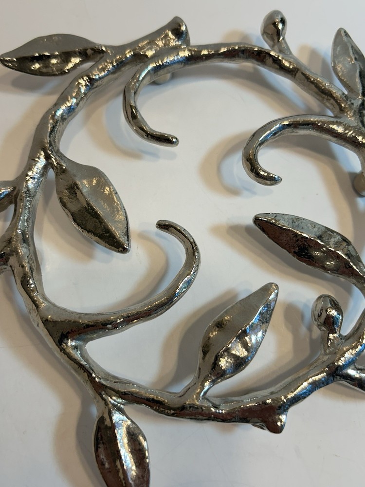 Michael Aram Leaf Vine Collection Silver Plated Trivet Skid Resistant Bottom