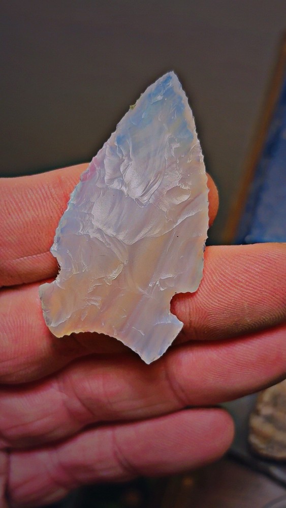 Flintknapped Laced Agate Big Sandy Style Arrowhead, Extremely Beautiful