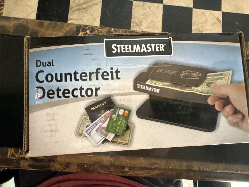 STEELMASTER Counterfeit Bill Detector (200SM)