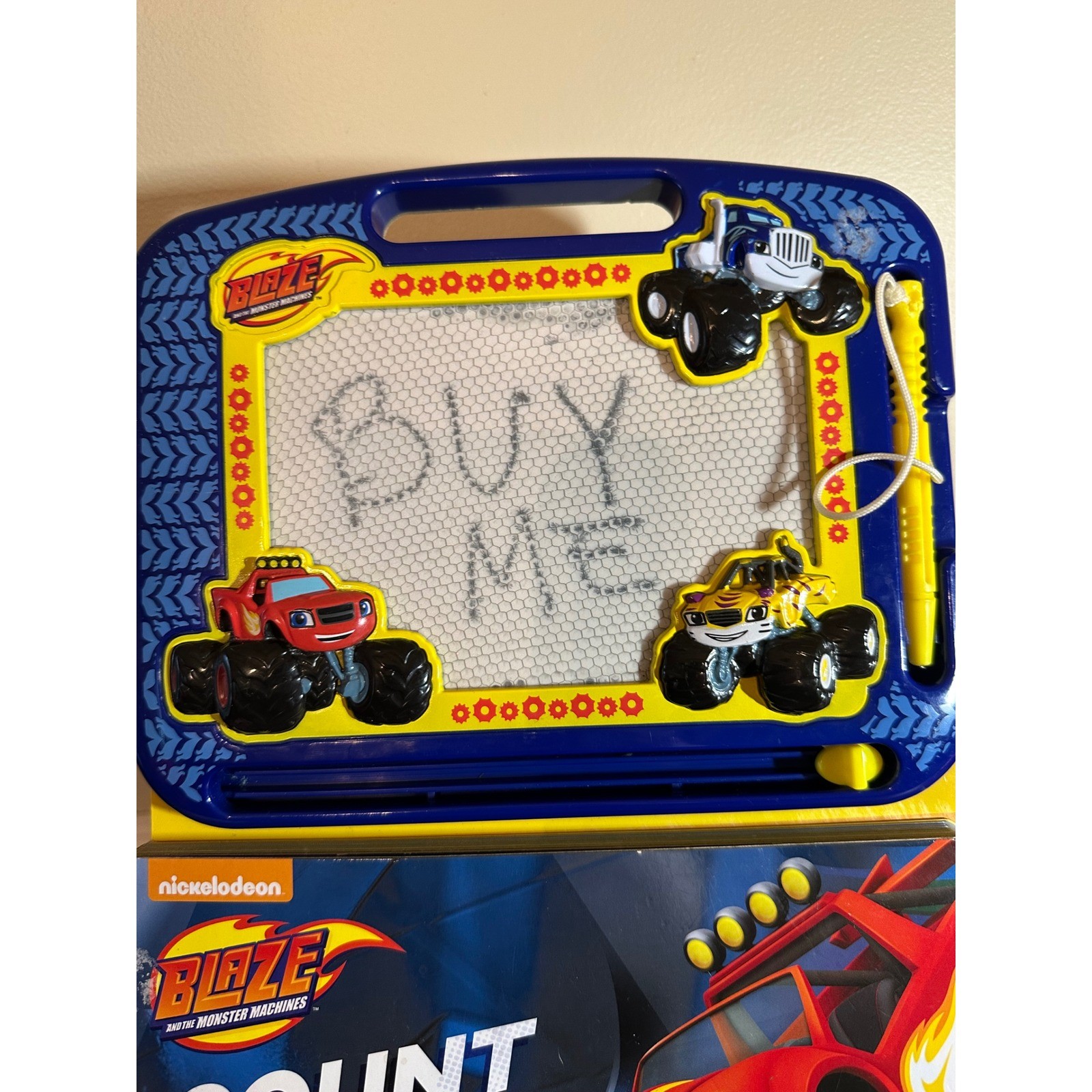 Blaze and the Monster Machines Drawing Board and Book Count on Speed