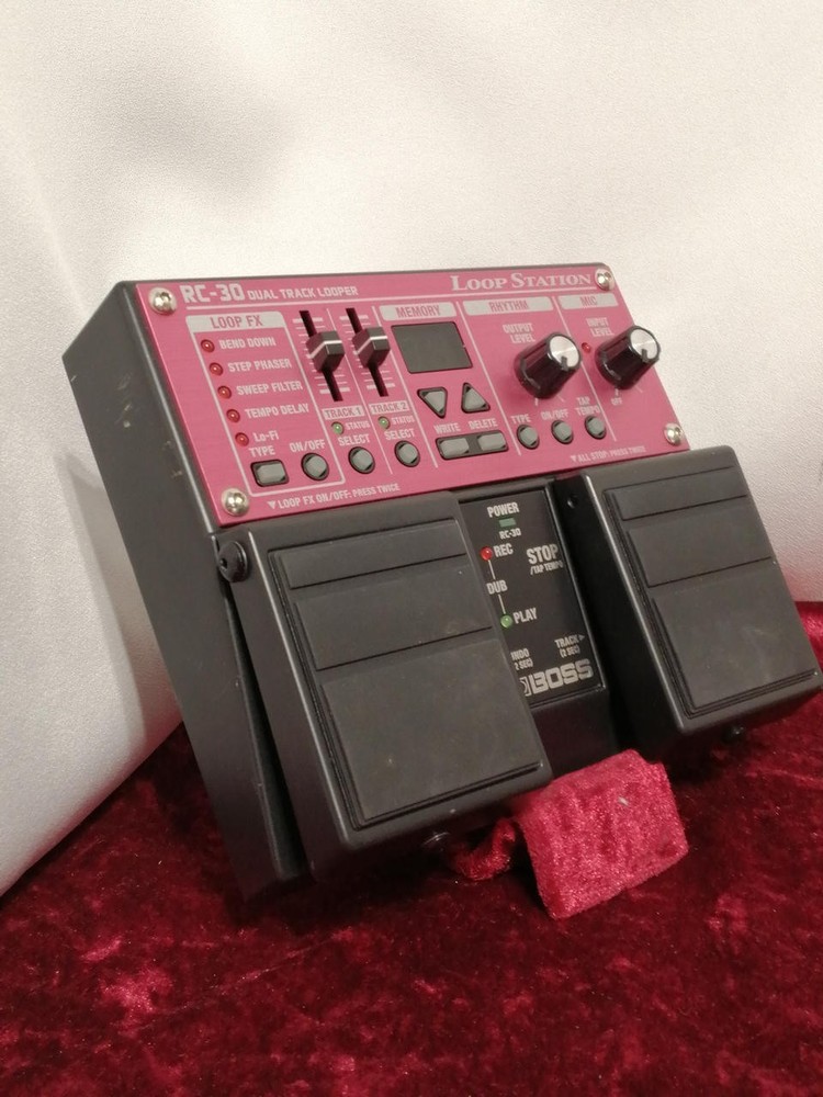BOSS Model RC-30 Loop Station