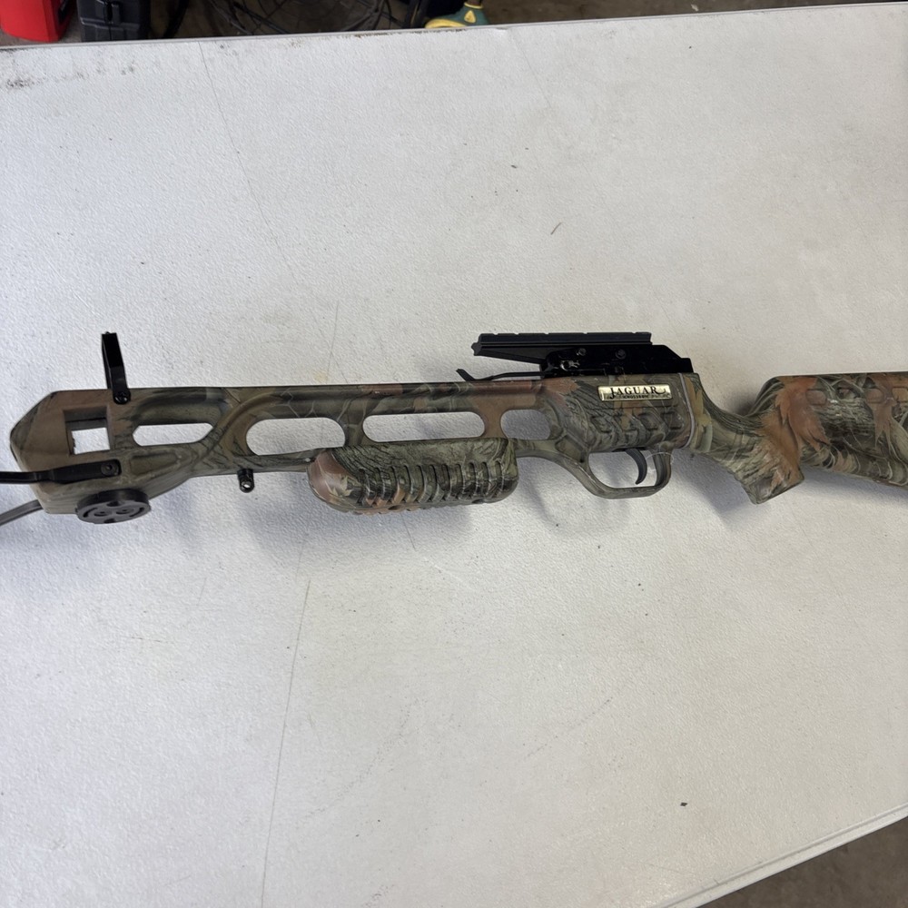 Jaguar PL Crossbow Without Limbs - Woods Leaf Camo