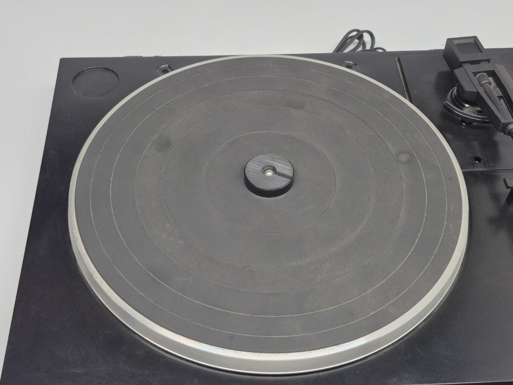 SONY PS-LX235 TURNTABLE/RECORD PLAYER