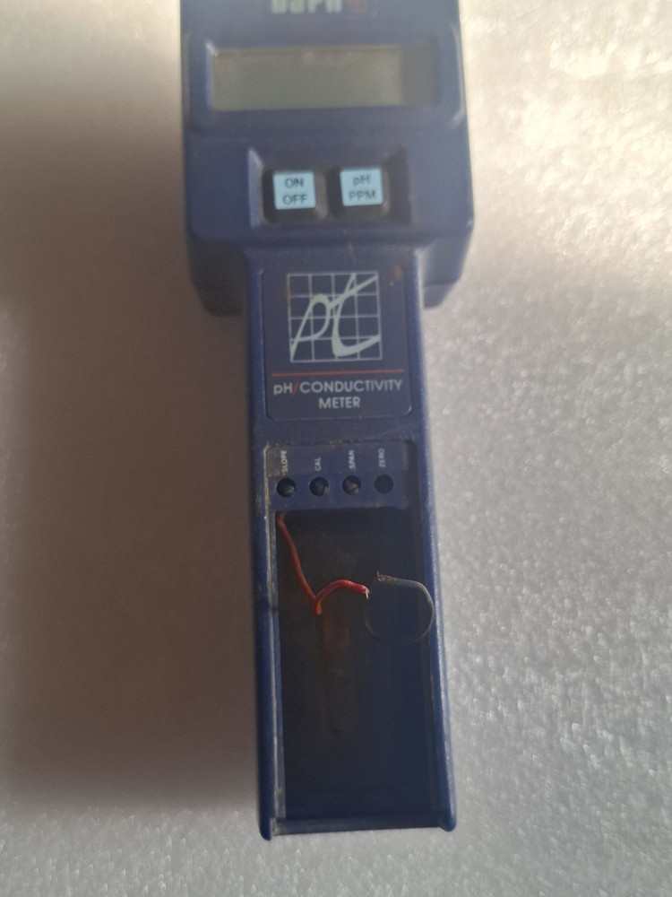 DSPH-3 HANDHELD pH CONDUCTIVITY METER