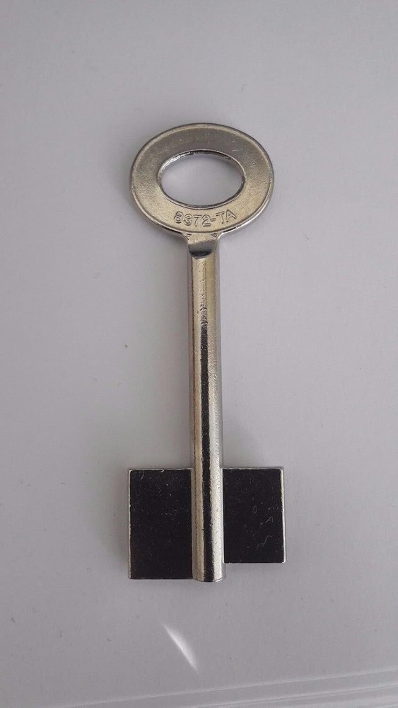 8372 SILCA/Safe Key blank