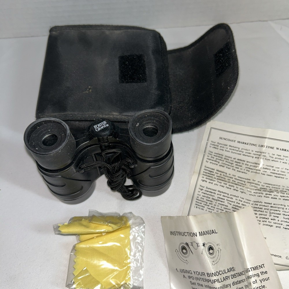 Foster Grant Binoculars With Case