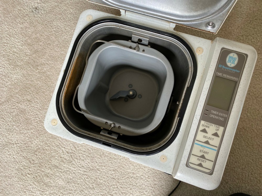 TOASTMASTER Bread Maker Machine Model 1157S