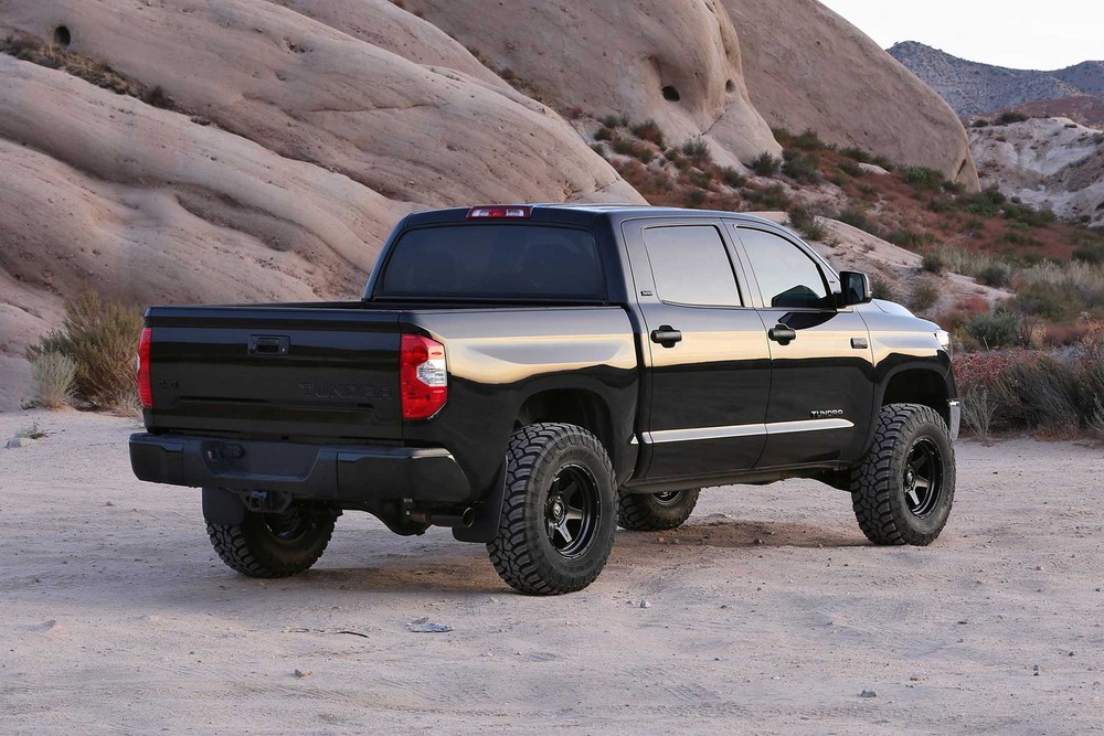 Fabtech FTL5605 Leveling System for 07-21 Tundra