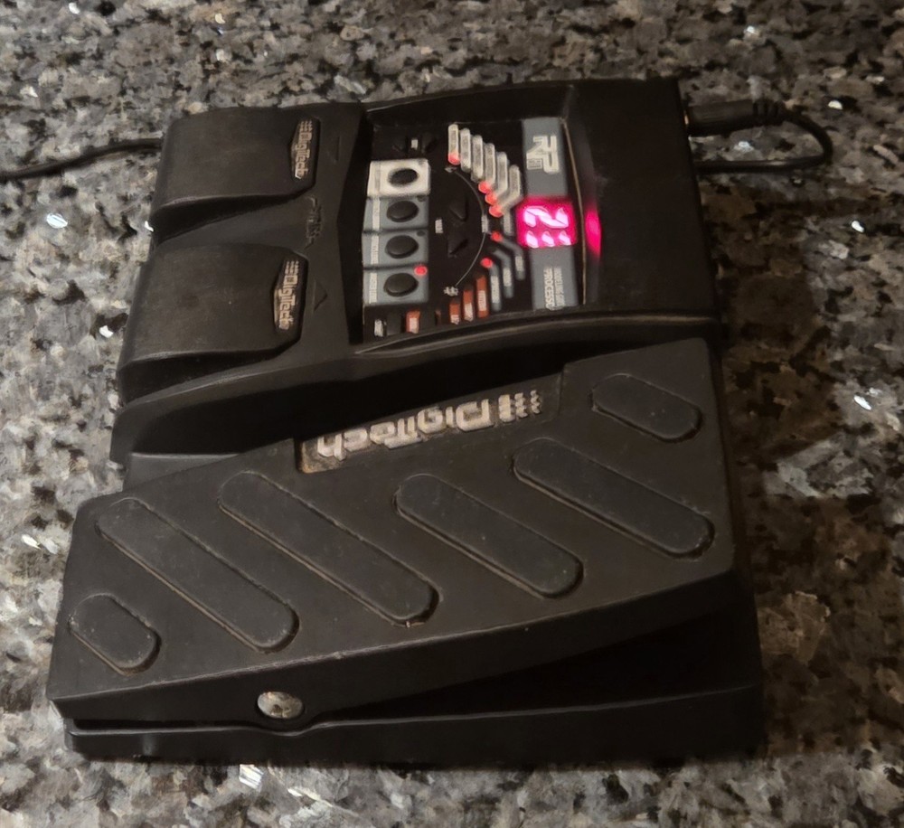Digitech RP90 Modeling Guitar Processor 59 Hi Def Models,Expression Pedal DSP