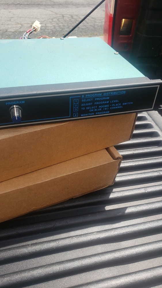 Bogen MCP B ntercom Control Unit With Rack Mount Whs3