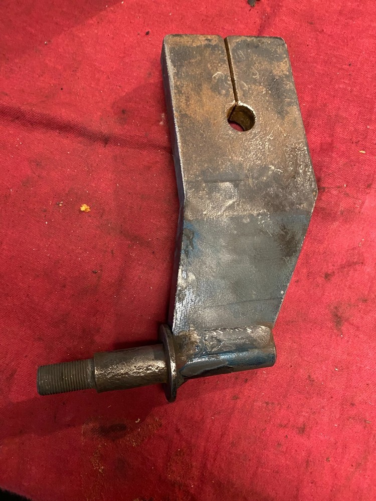 BRACKET-SHOCK OEM FREIGHTLINER BRACKET-SHOCK ABSORBER LOWER A10 09972 1 M