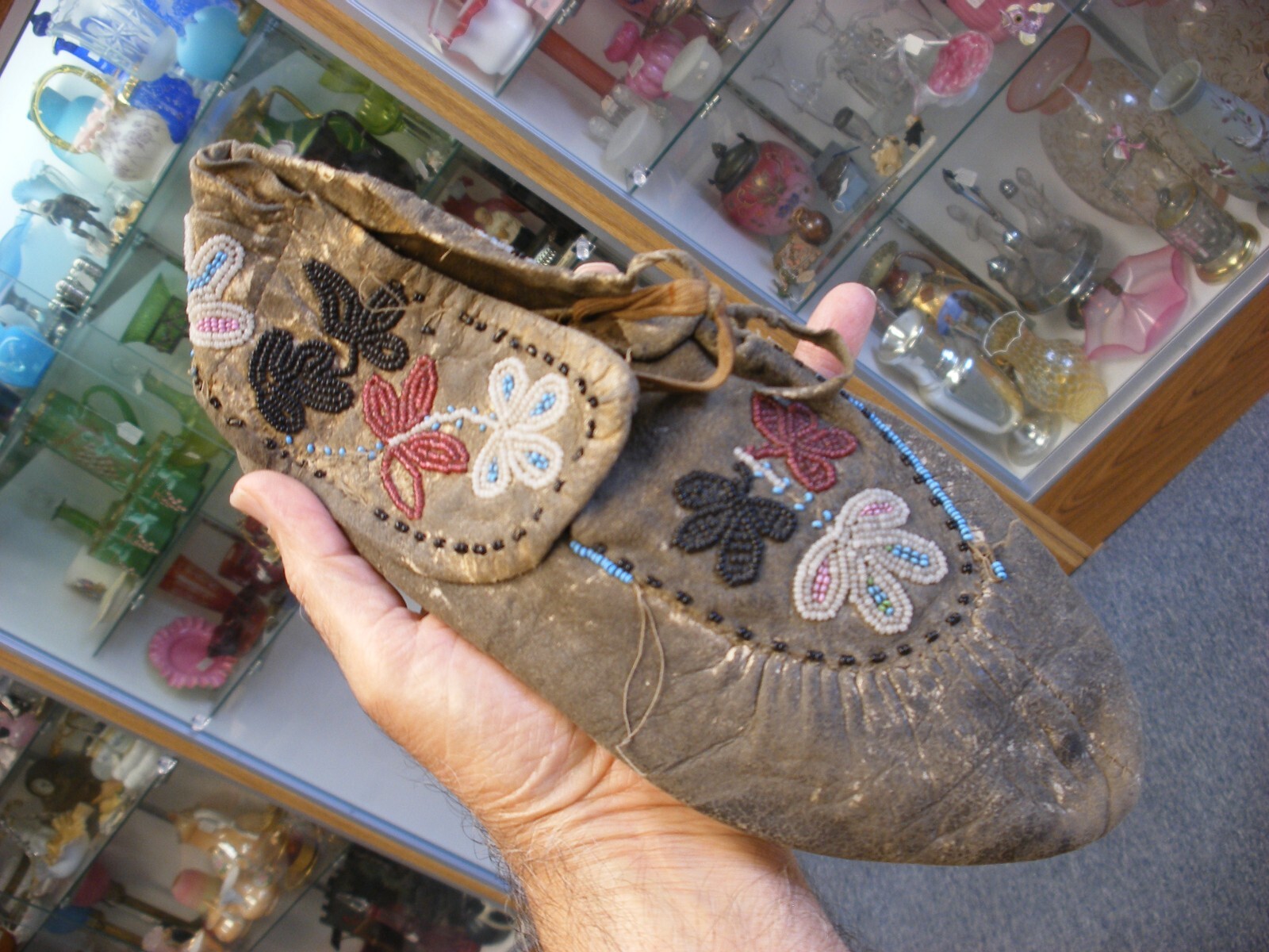 Antique Vtg Native American Plains Indian Beaded Moccasins - Damage - As-is!