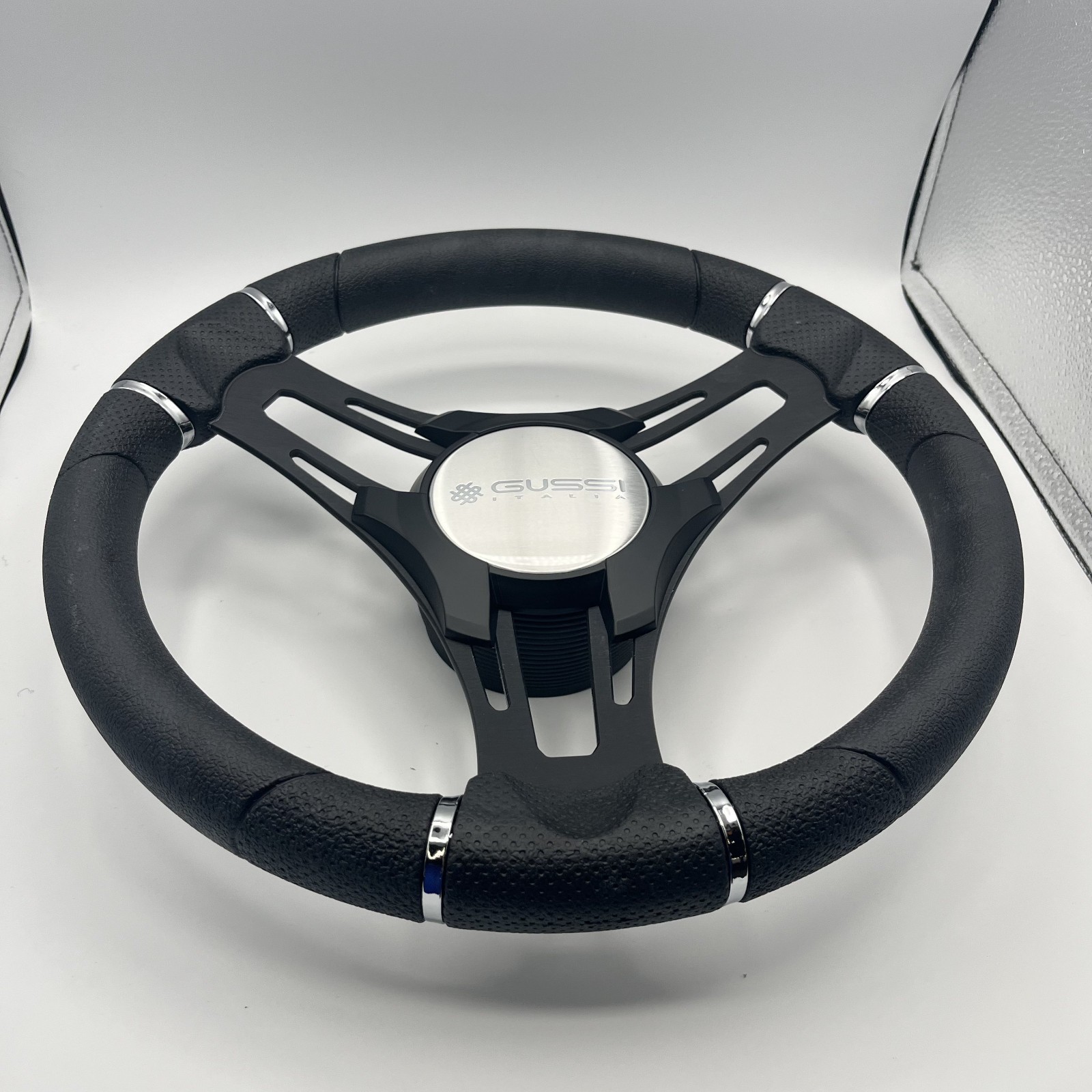 Gussi Italia Boat Steering Wheel Black Brushed Alum Spokes KEYED | Gussi Italia