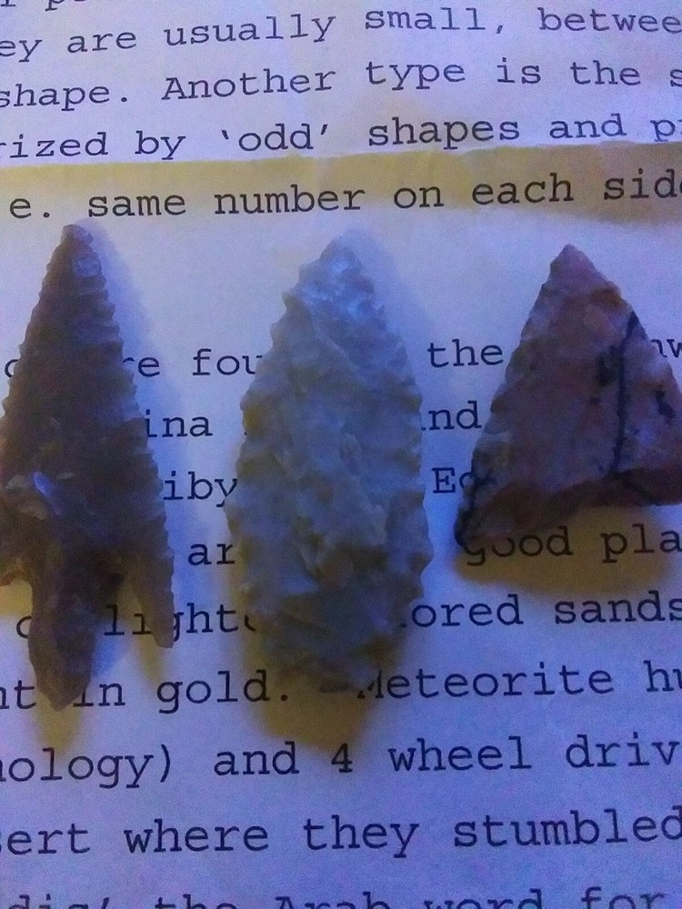 3 mixed Sahara Neolithic projectile points/tools Range from 4000 to 9000 yrs old