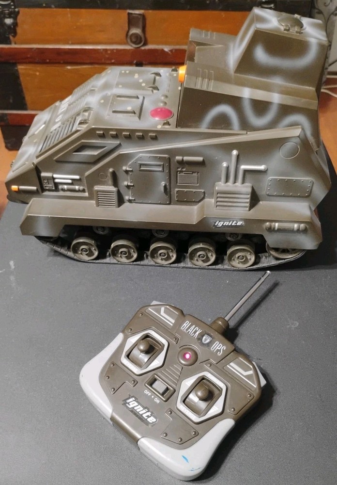 Ignite Black Ops Rc Tank Airsoft with remote. Read Description