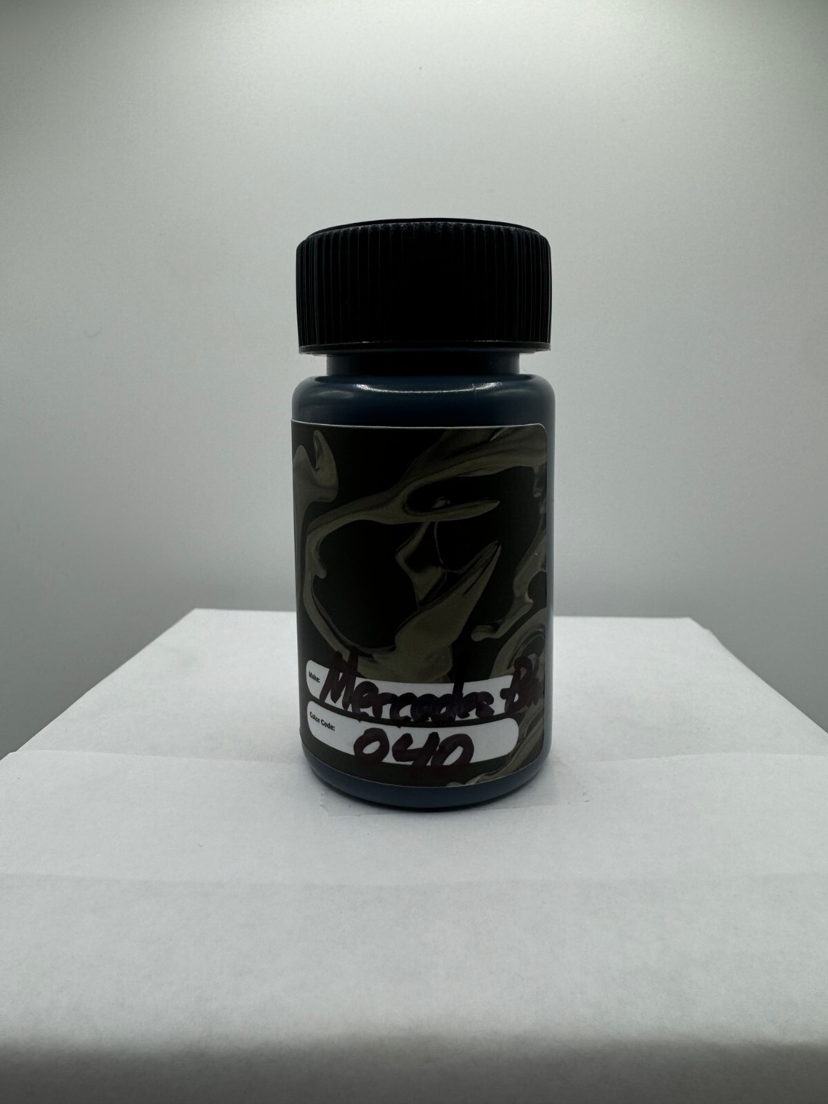 Touch up Paint - Mercedes Benz Black - Color Code: 040 - 2oz - w/ brush