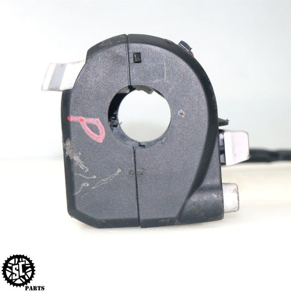 20-23 DUCATI PANIGALE V2 LEFT CONTROL SWITCH MISSING BUTTON COVER