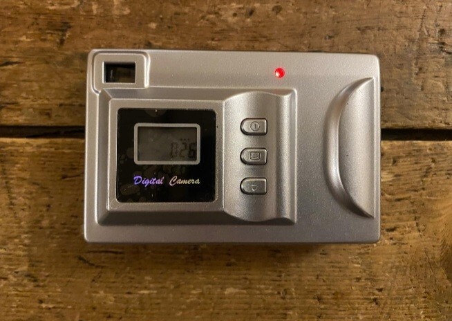 Danmart TDC 039JL Digital Camera In Silver