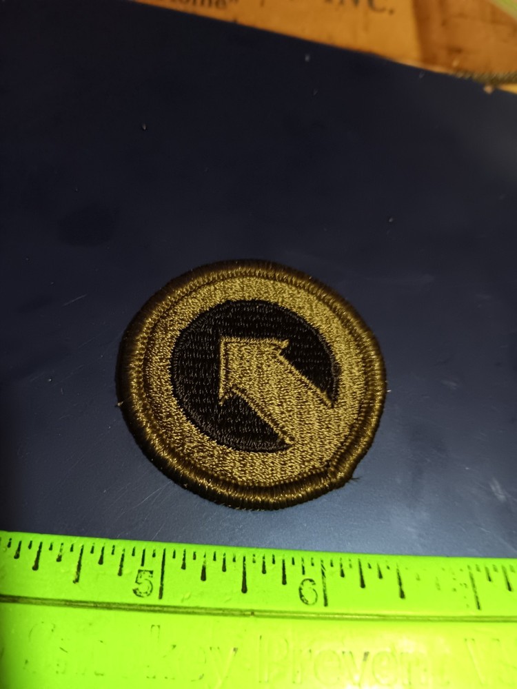 U S Army SSI- Patch - 1st Logistical Command (25-1183)