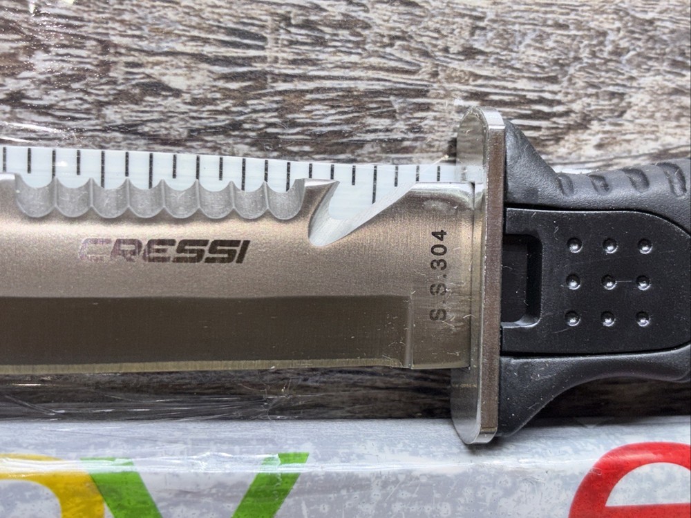 Skorpion Knife, Point Tip Gray