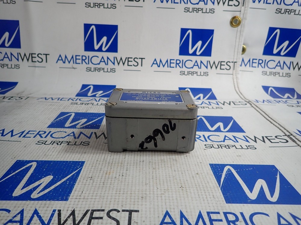 MICRO SWITCH OPA-Q SPLASH PROOF SWITCH