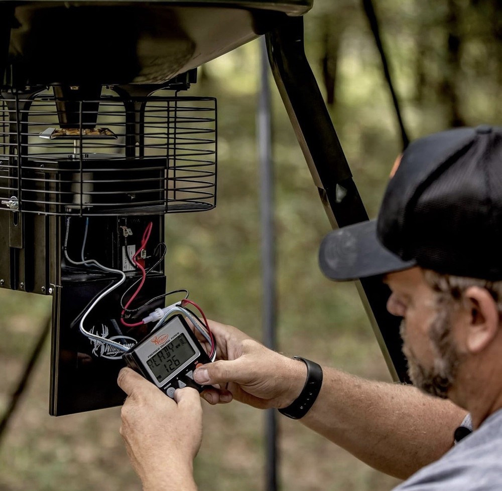 Wildgame Innovations Digital Controller Timer 6V or 12V Battery Operation TH-DT