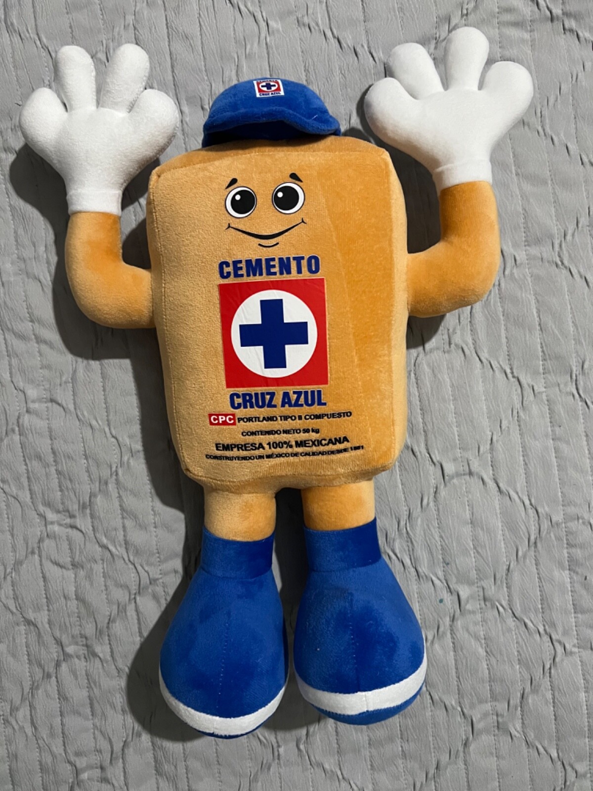 STUFFED ANIMAL “COSTALITO ” MASCOTA DEL EQUIPO CRUZ AZUL MEXICO 15 IN PELUCHE