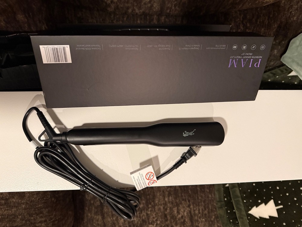 Piam flat iron