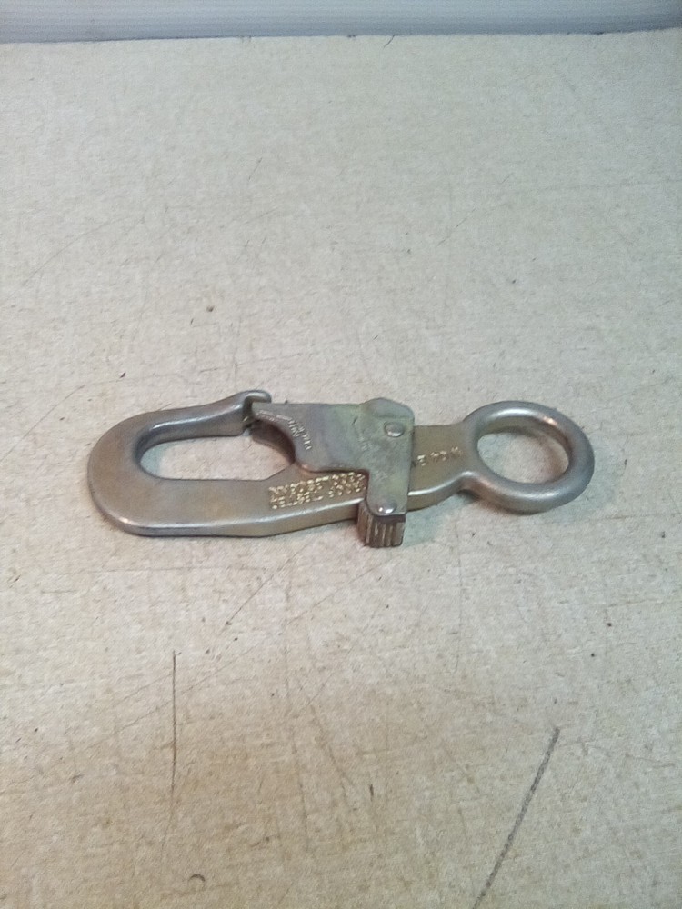 Self Locking Snap Hook 3600 LBS Rated Forged Locking 520603