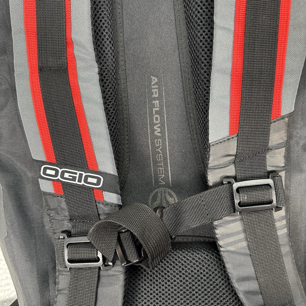 OGIO Polaris Waterproof BackPack, Black / Gray All Elements