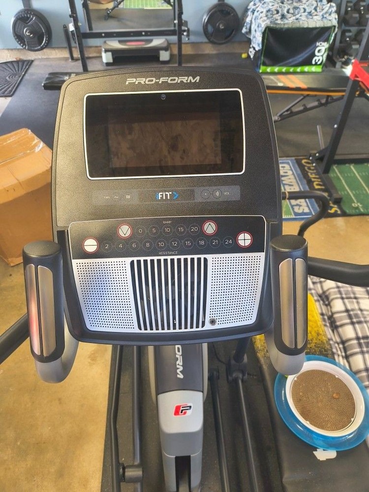 ProForm Carbon E7 Elliptical iFit Compatible Intensity Stride Power Ramp Sturdy