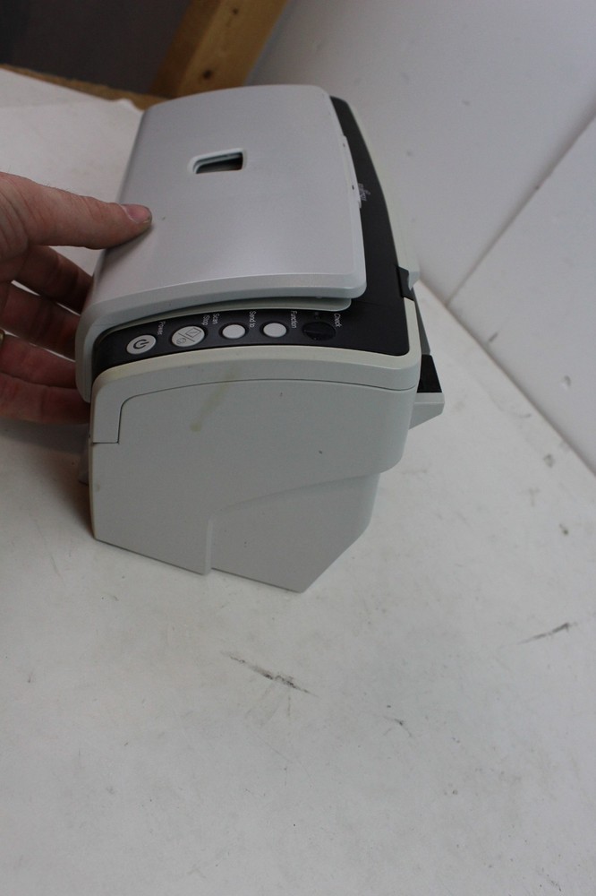 Fujitsu Fi-6130Z Document Scanner NO TRAY NO CABLES