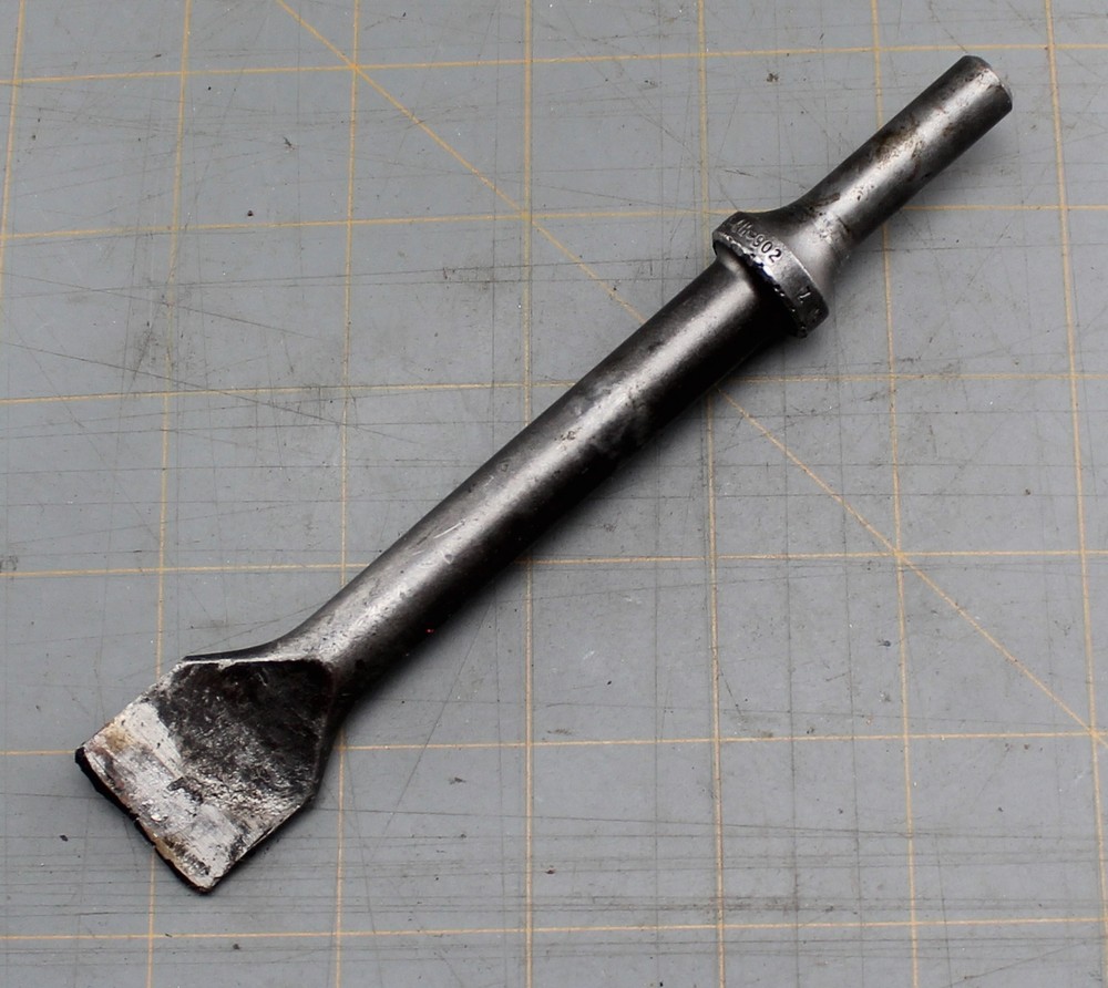 Mac Tools AH902 Air Hammer .401 Shank Flat Chisel