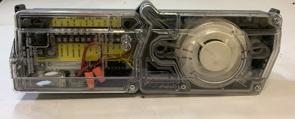 System Sensor D4120 Smoke Detector for Duct Application, Black "U2D"