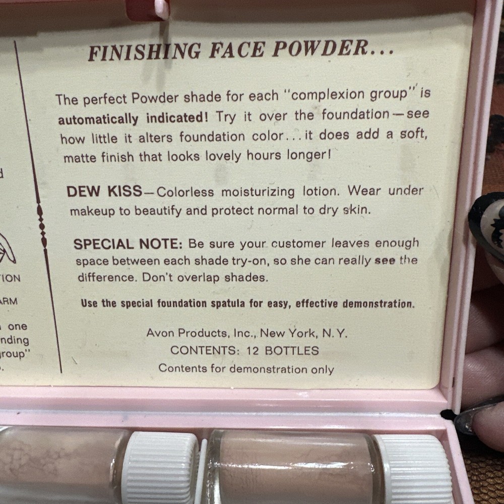 Vintage Avon Makeup Foundation Demonstrator Pink Plastic Box Samples