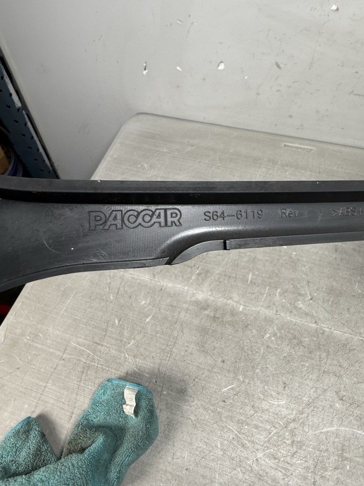 2020 Peterbilt/Paccar 579 Dash Panel Trim S64-6119 *2112*