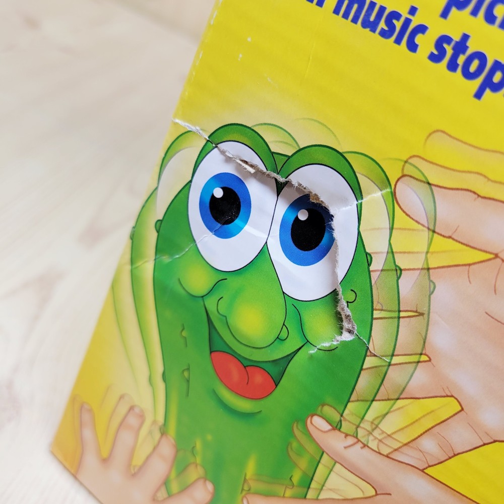 Constructive Playthings Pass The Pickle Music Game NEW DAMAGED BOX