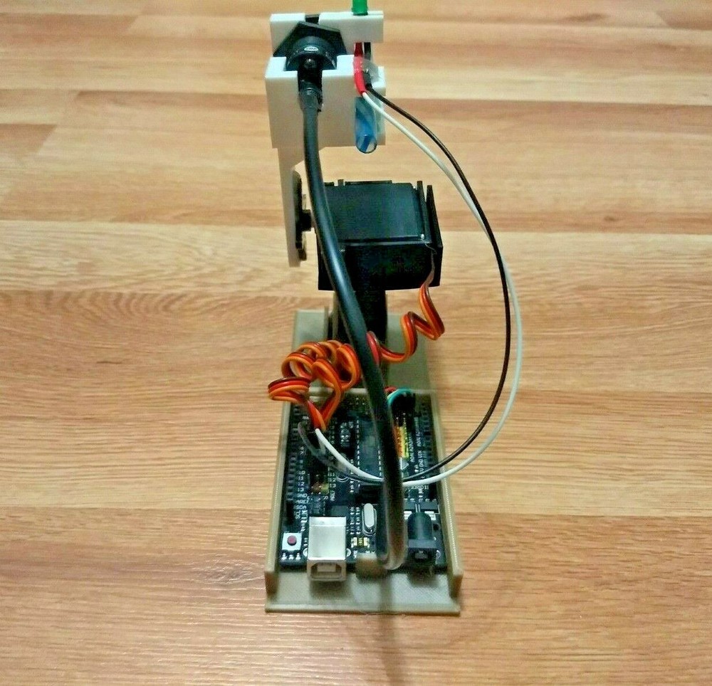 Robotics project - Following a flame with Arduino - complete solution
