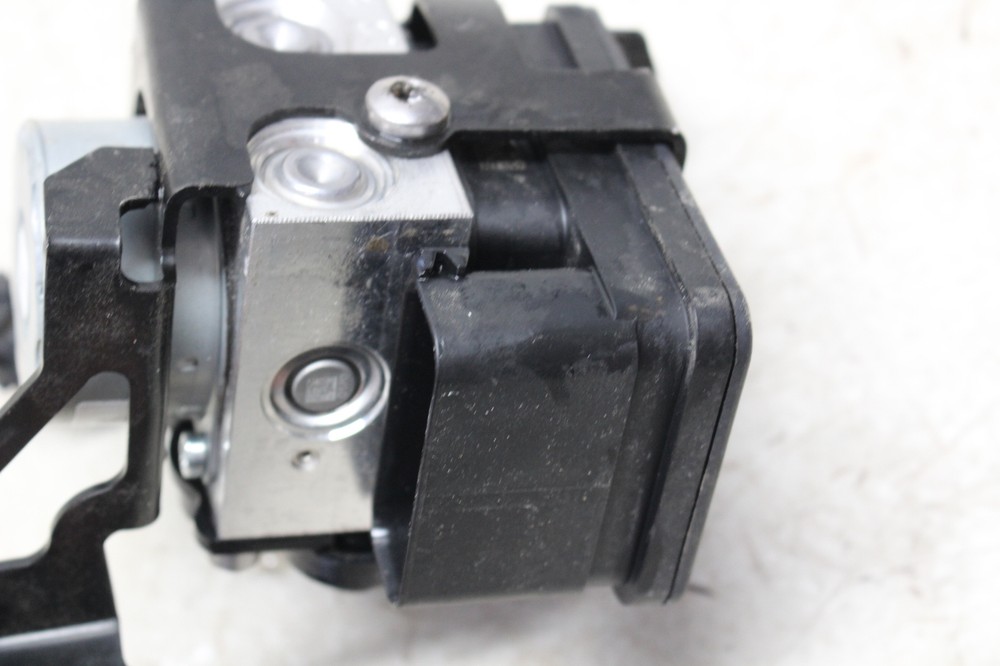 2025 TRIUMPH DAYTONA 660 ABS PUMP UNIT MODULE