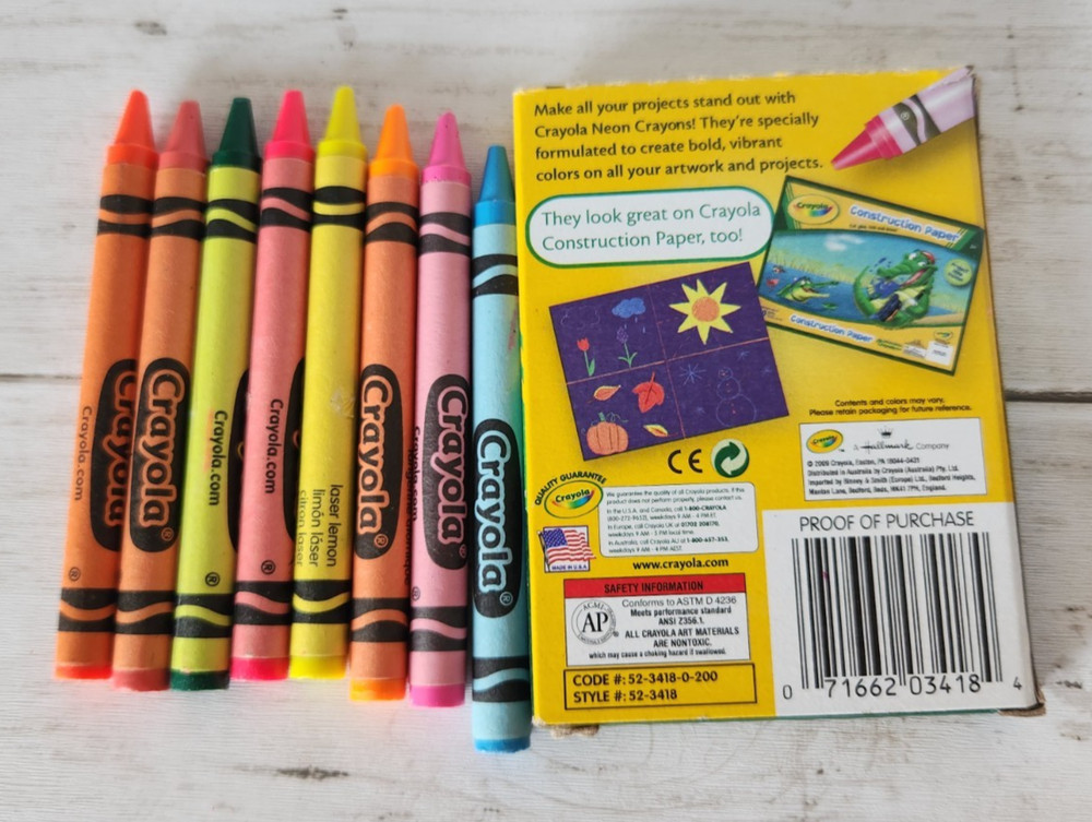 2009 Crayola Crayons "NEON" 8ct Crayons